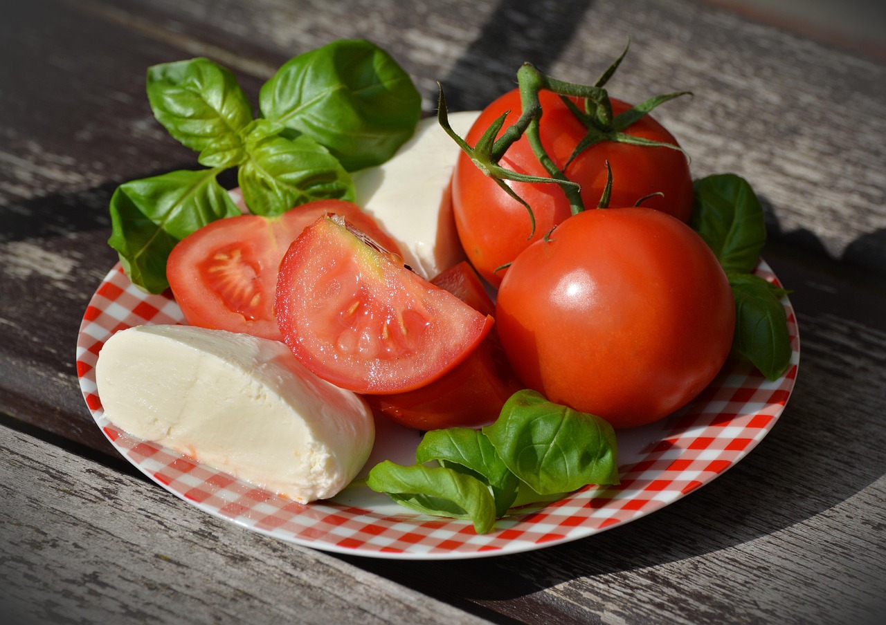 Tomatoes, caprese, mozzarella, basil, tomato and mozzarella salad, starter, fresh, mediterranean, red, meal, healthy, salad, nourishment, italian, italy, tomatoes, salad, salad, salad, salad, salad, i