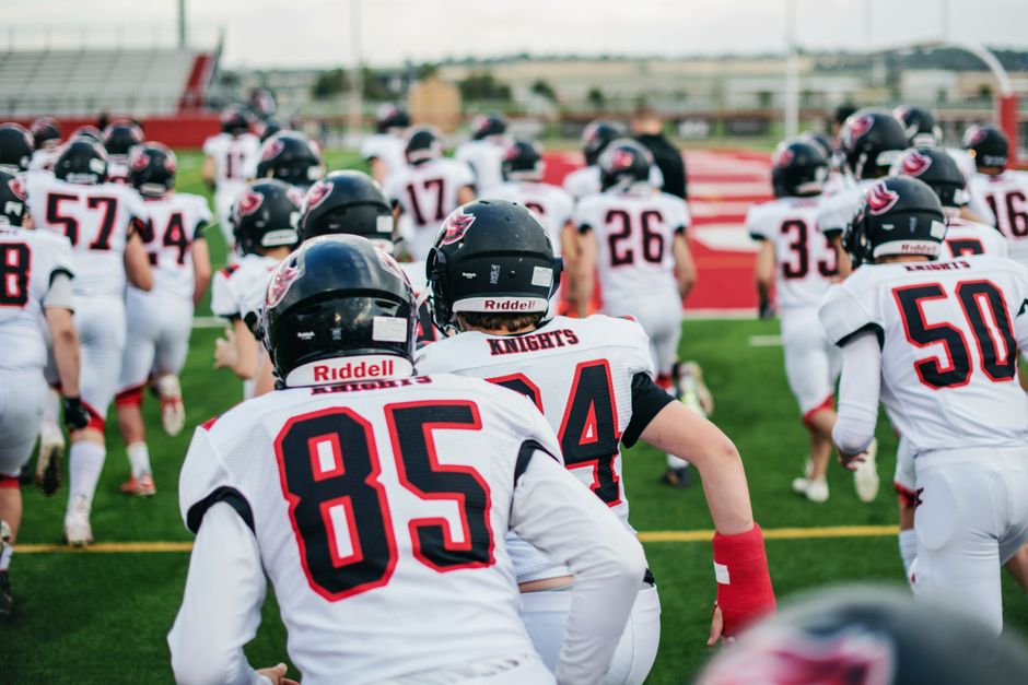Best Football Cleats 2026: Skill, Linemen and Youth Picks
