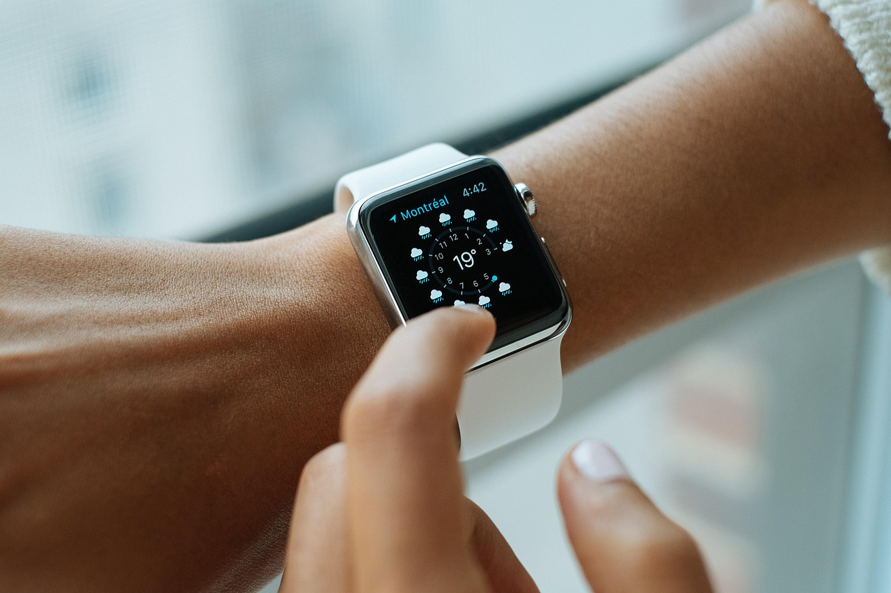 Smart watch, apple, wrist, wristwatch, watch, apple watch, gadget, digital, weather, technology, style, fashion, smart, mobile, display, screen, touch, touch screen, application, app, device, electron