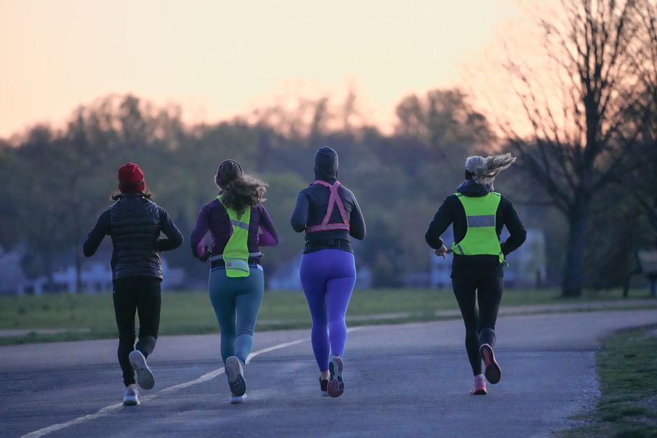 Best Running Shoes for Beginners 2026: 6 Comfortable Picks