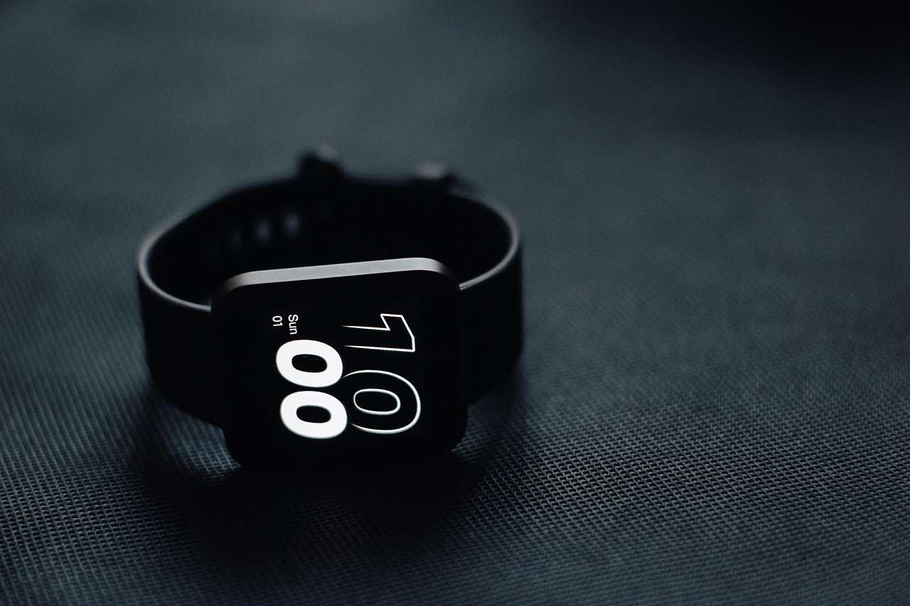 Smartwatch, technology, watch, time, device, wireless, smart, digital, modern, mobile, gadget, electronic, wristwatch, wearable, touchscreen, wearable tech, sportswear, smartwatches, running gear, spo