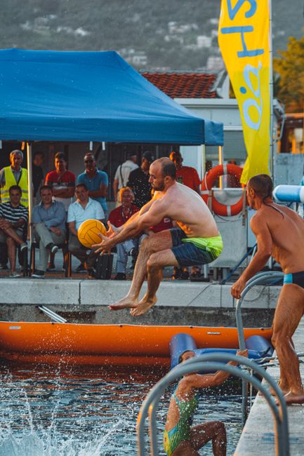 Best Water Polo Balls 2026: Picks for Every Age and Size