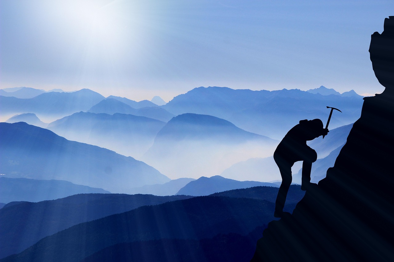 Climb, mountaineering, mountains, mountain ranges, mountaineer, mountain climber, mountain climbing, cliffs, silhouette, rock formations, nature, ice ax, summit, sunrise, sunbeam
