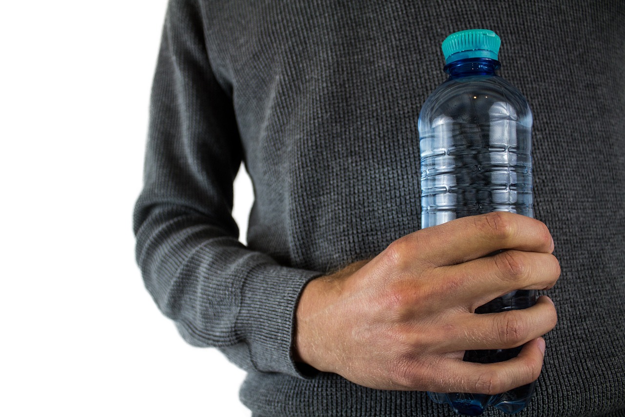 Water bottle, plastic bottle, drinking bottle, water, mineral water, pet, bpa, plastic bottles, nature, man, hand