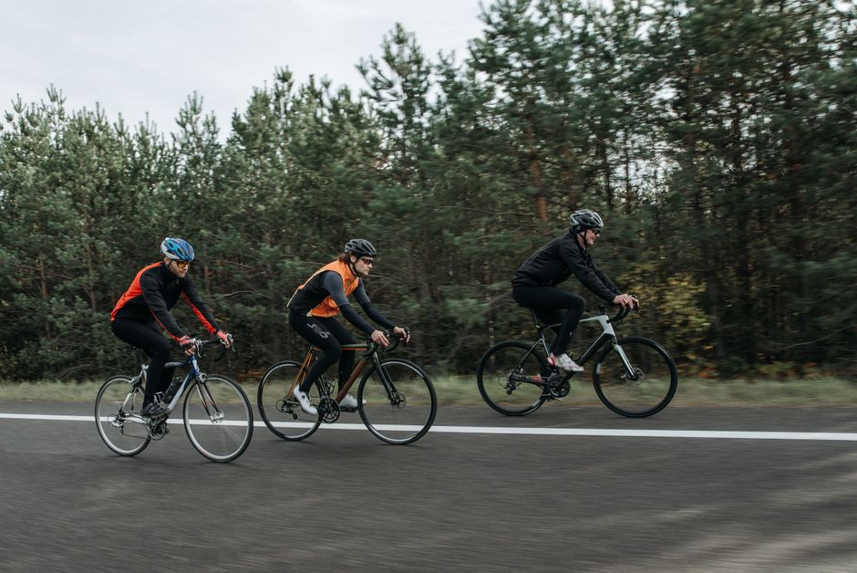 Cycling Training: Base, Intervals, Zones and Strength