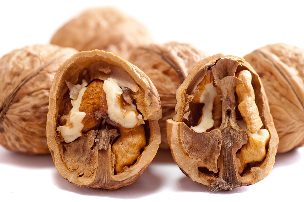 Walnuts, nuts, brown, close up, cracked, dry, food, nutshell, open, organic, seed, snacks, protein, halves, walnuts, walnuts, walnuts, walnuts, walnuts, nuts, nuts, nuts, nuts