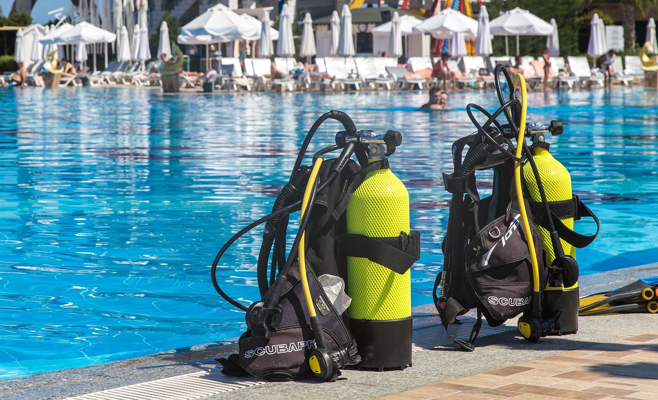 Diving equipment, swimming pool, diver training, pool, diving, diving equipment, diving equipment, diving equipment, diving equipment, diving equipment, swimming pool, diving, diving