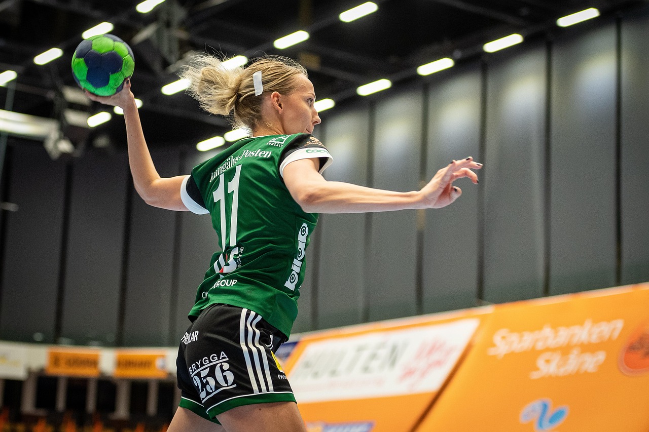Woman, handball, women's handball, ball, sports, indoor sports, handball, handball, handball, handball, handball