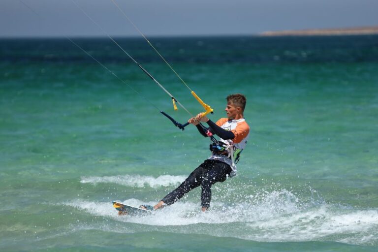 Kitesurfing