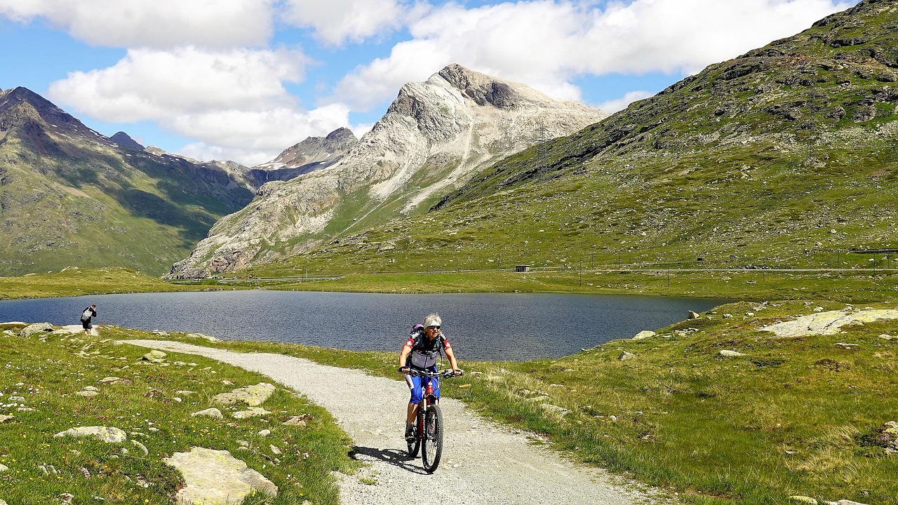 Trail, lake, mountains, bernina, graubünden, bicycle, biking, cycling, sport, leisure, recreation, exercise, path, nature, countryside, mountain range, scenic, switzerland