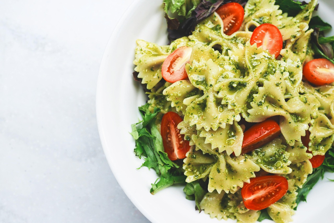 Pasta, pesto, farfalle, pesto pasta, vegetarian, healthy, italian, italian food, italian cuisine, dish, meal, lunch, dinner, savory, cuisine, delicious, diet, food, nutrition, plate, food photography,