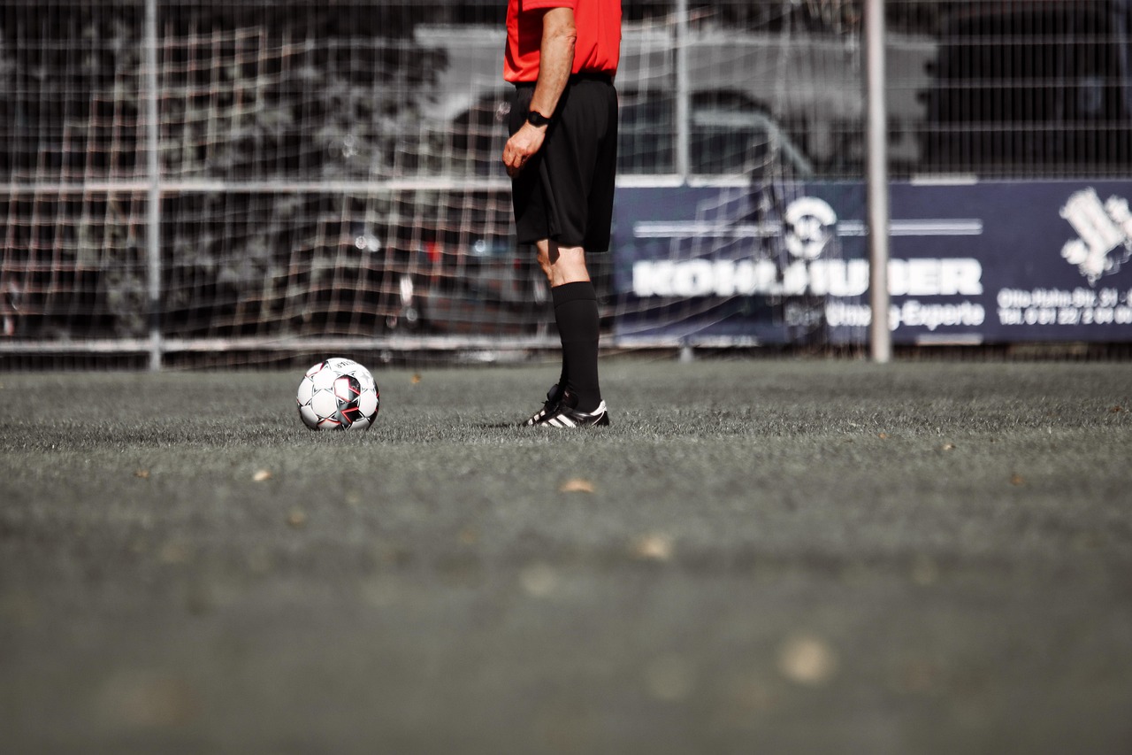 Referee, soccer, football pitch, impartial, kick off, football, decision, sport, match, competition, referee, referee, referee, referee, referee