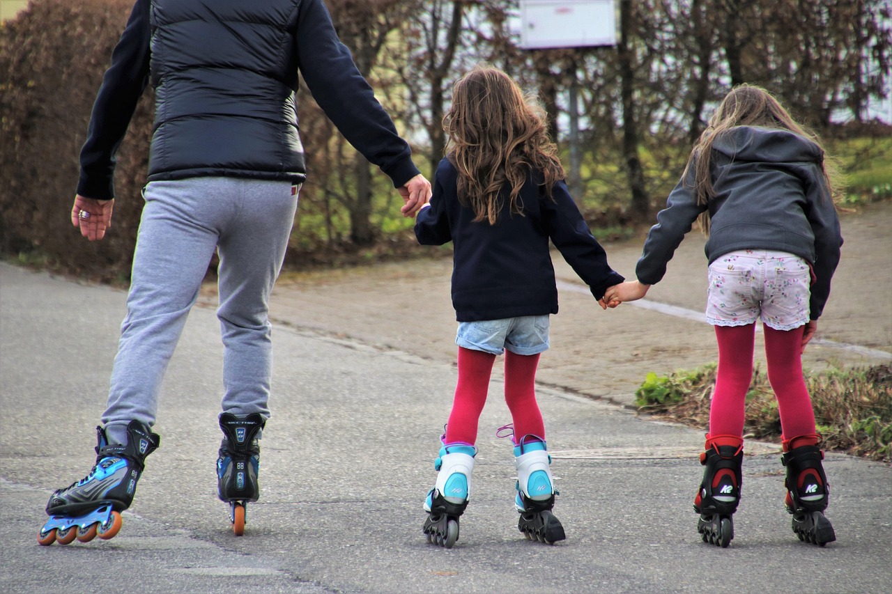 Roller Skating Training: Strength, Endurance, Balance and Falling Drills