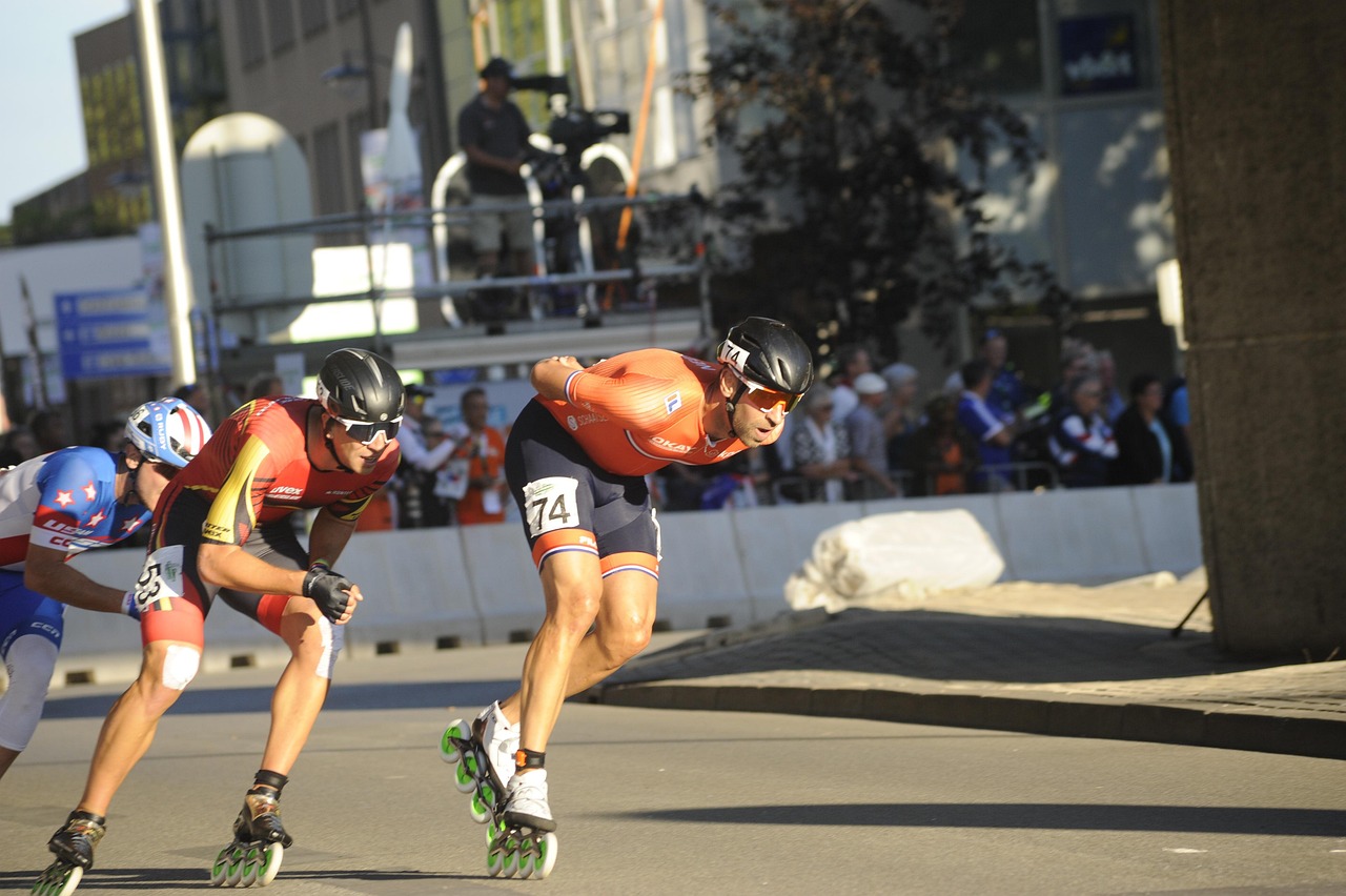 Speed Skating Race Day: Heats, Finals, Warm-Ups and Fueling