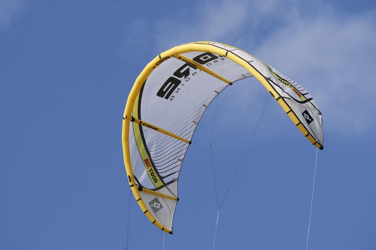 Heaven, sports, action, equipment, kiting kite surfing, kite, water sports, kite-surfing, dragon