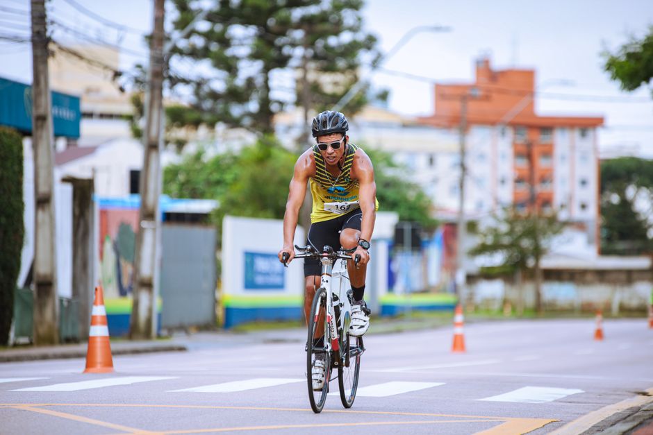 Triathlon Injuries and Safety: Swim, Bike, Run, Heat and Fluids