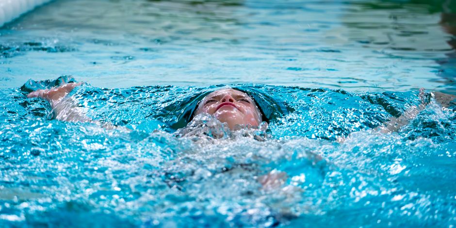 Youth Swimming: A Parent’s Guide to Lessons, Safety, Swim Team and Recruiting